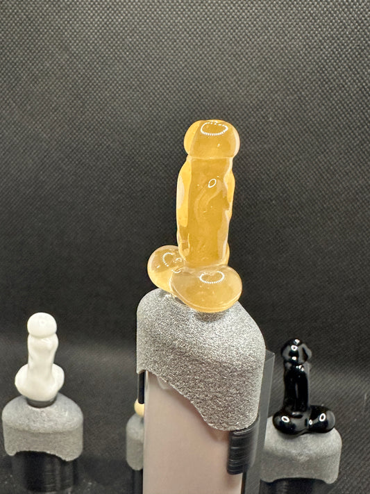 @hensleyglassart Clear beige peen